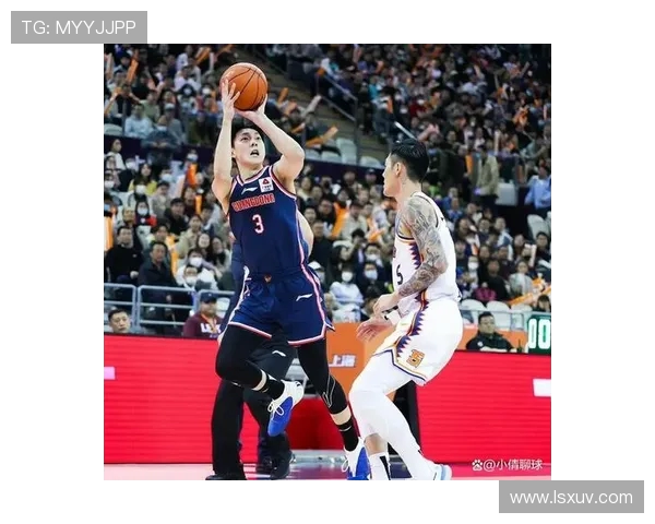 胡明轩复出上半场仅出战9分钟 投篮2中0无得分仅得1助攻