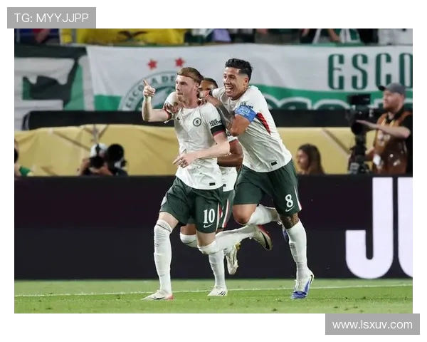 迪尼点评蓝军门将桑切斯心态失衡比赛频频走神影响蓝军后防稳定